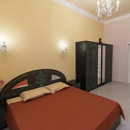 Vip Apartment In The Very Center Of Odessa With Sea View מראה חיצוני תמונה