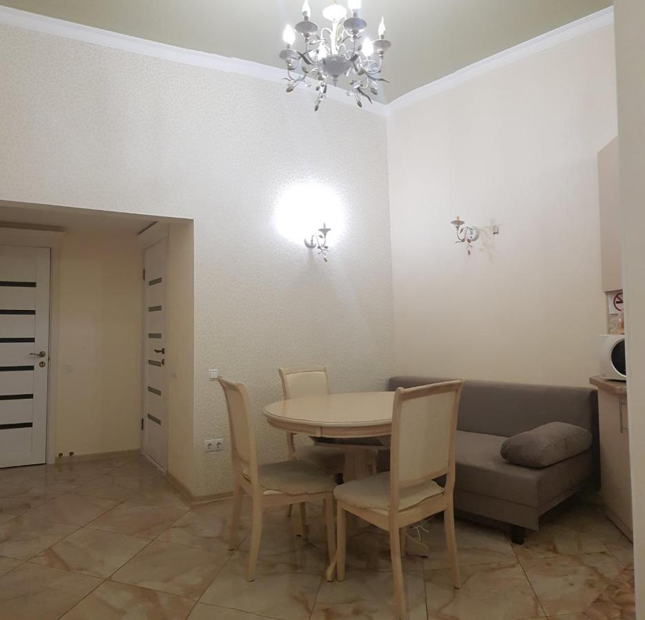Vip Apartment In The Very Center Of Odessa With Sea View מראה חיצוני תמונה